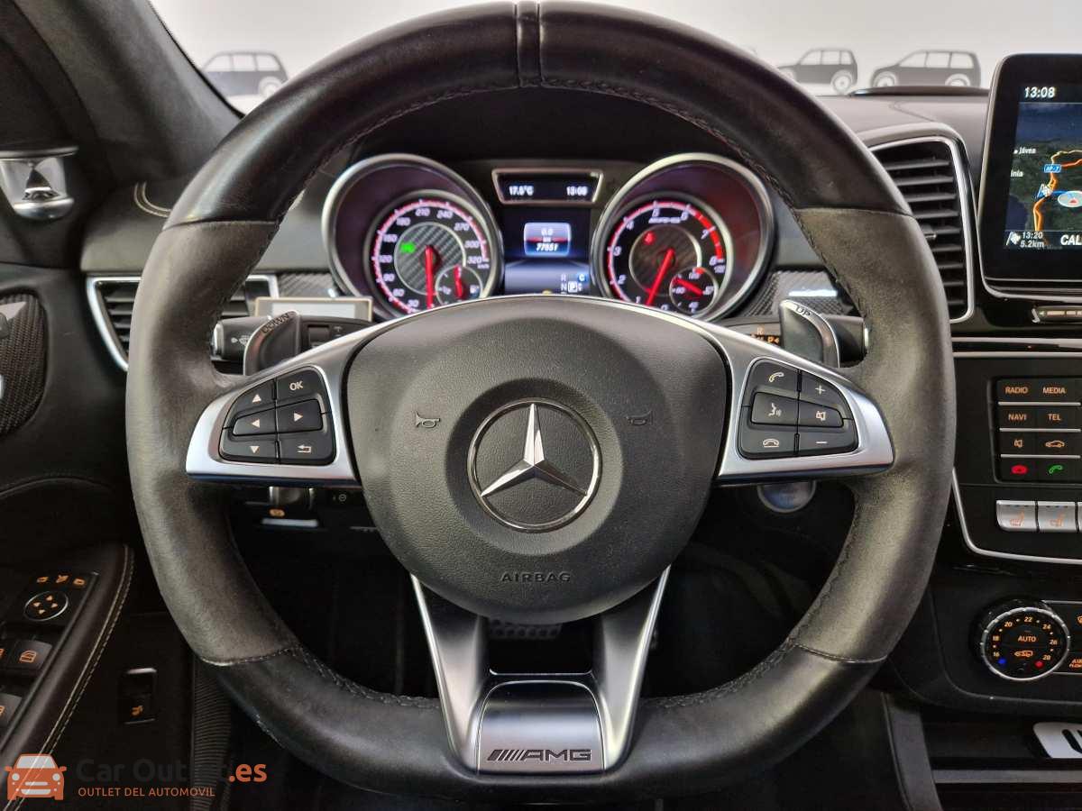 35 - Mercedes GLE 2016 - AUTO