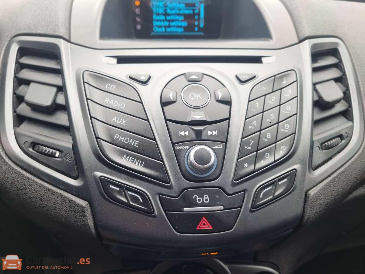 27 - Ford Fiesta 2015
