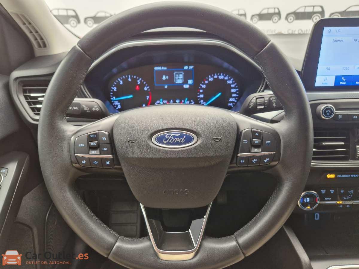 24 - Ford Focus 2020