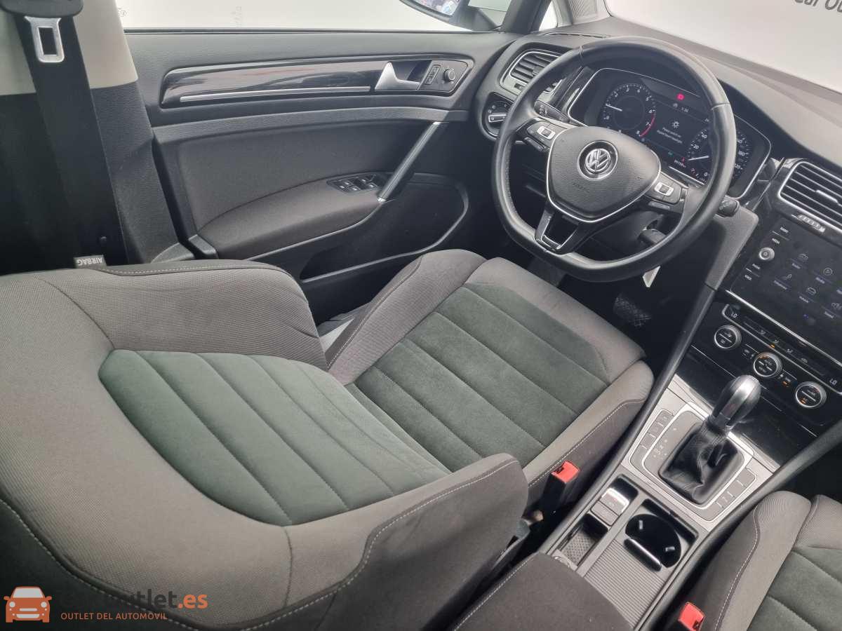 17 - Volkswagen Golf 2018 - AUTO