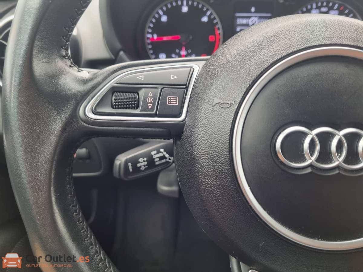 22 - Audi A1 2015 - AUTO