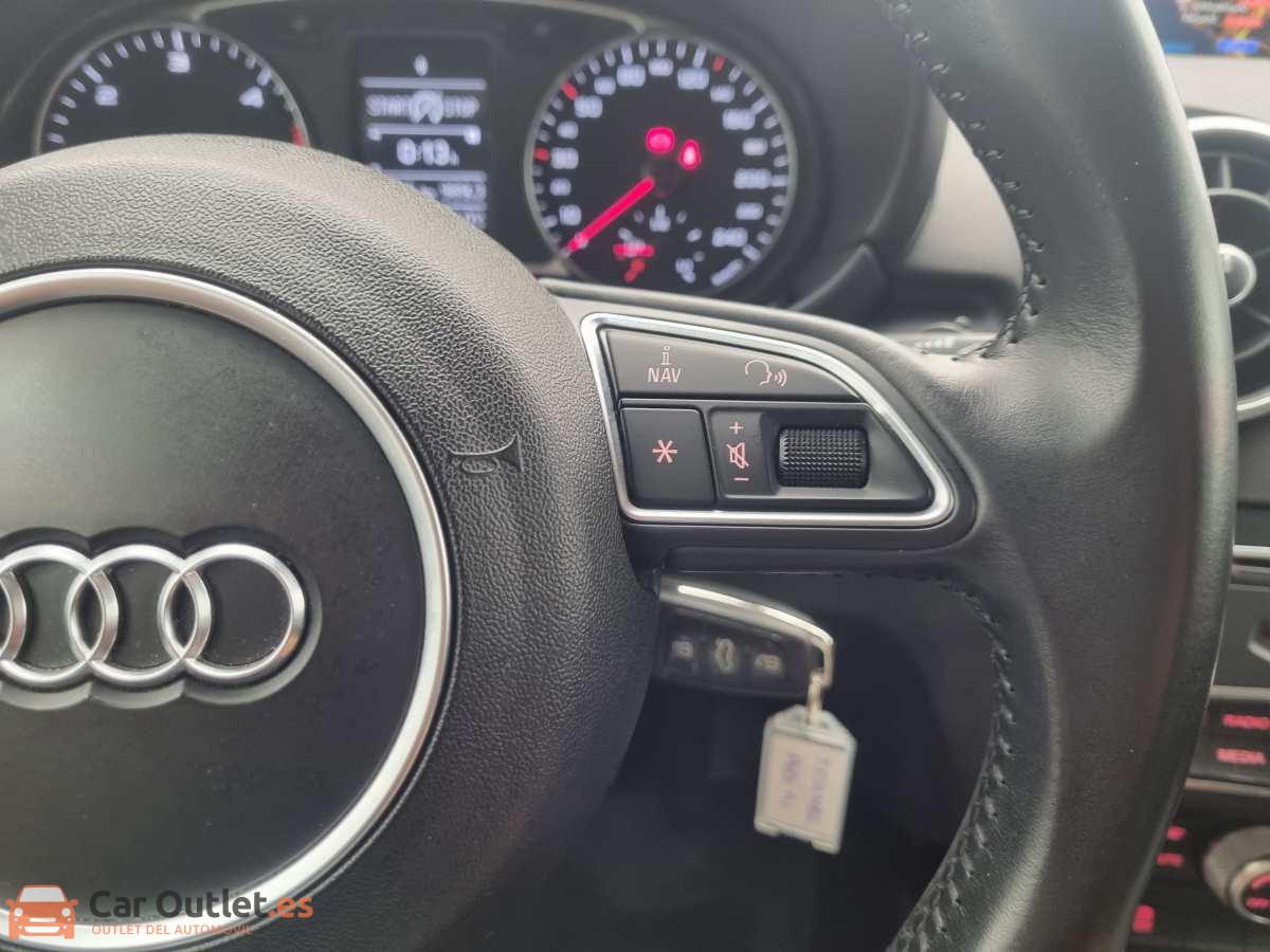 23 - Audi A1 2015 - AUTO