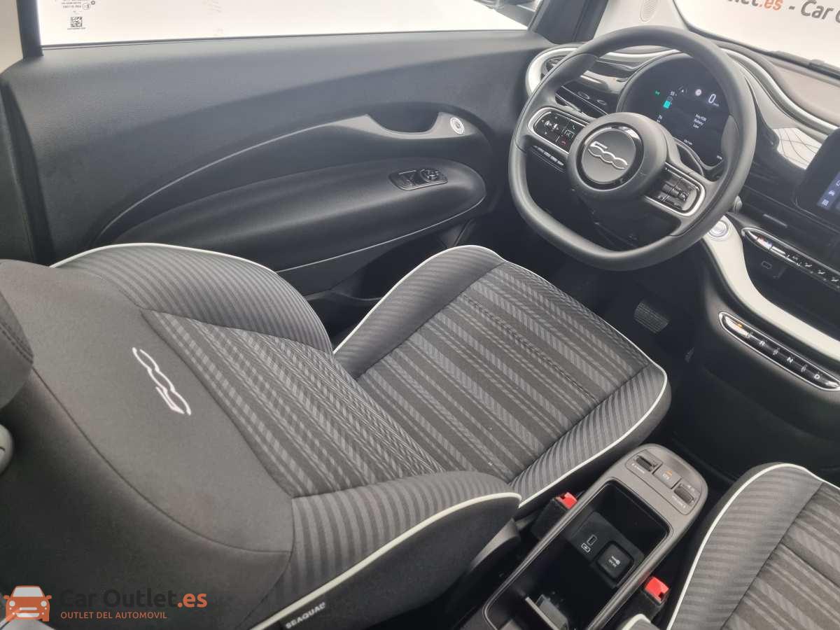 17 - Fiat 500 2021 - AUTO