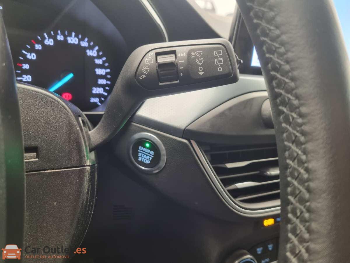26 - Ford Focus 2019 - AUTO