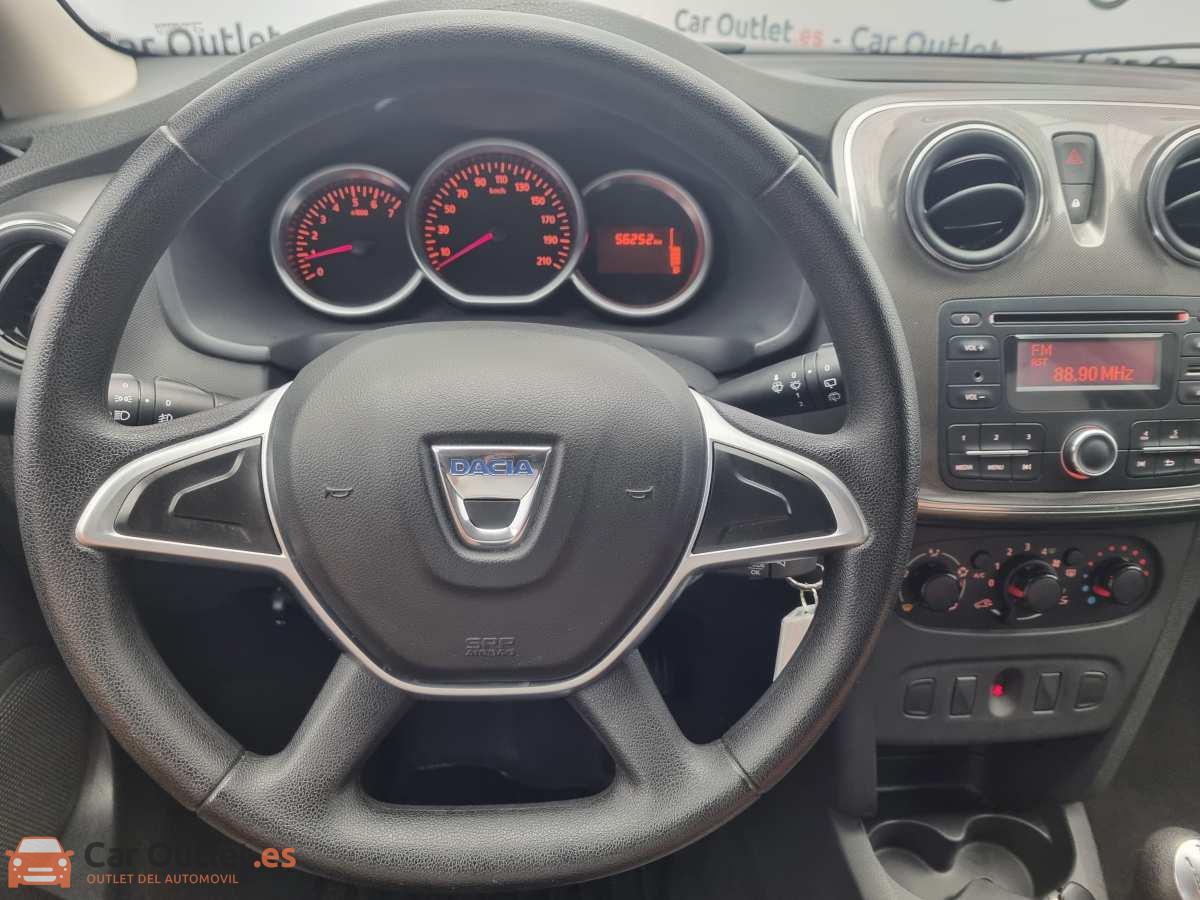 18 - Dacia Sandero Stepway 2017