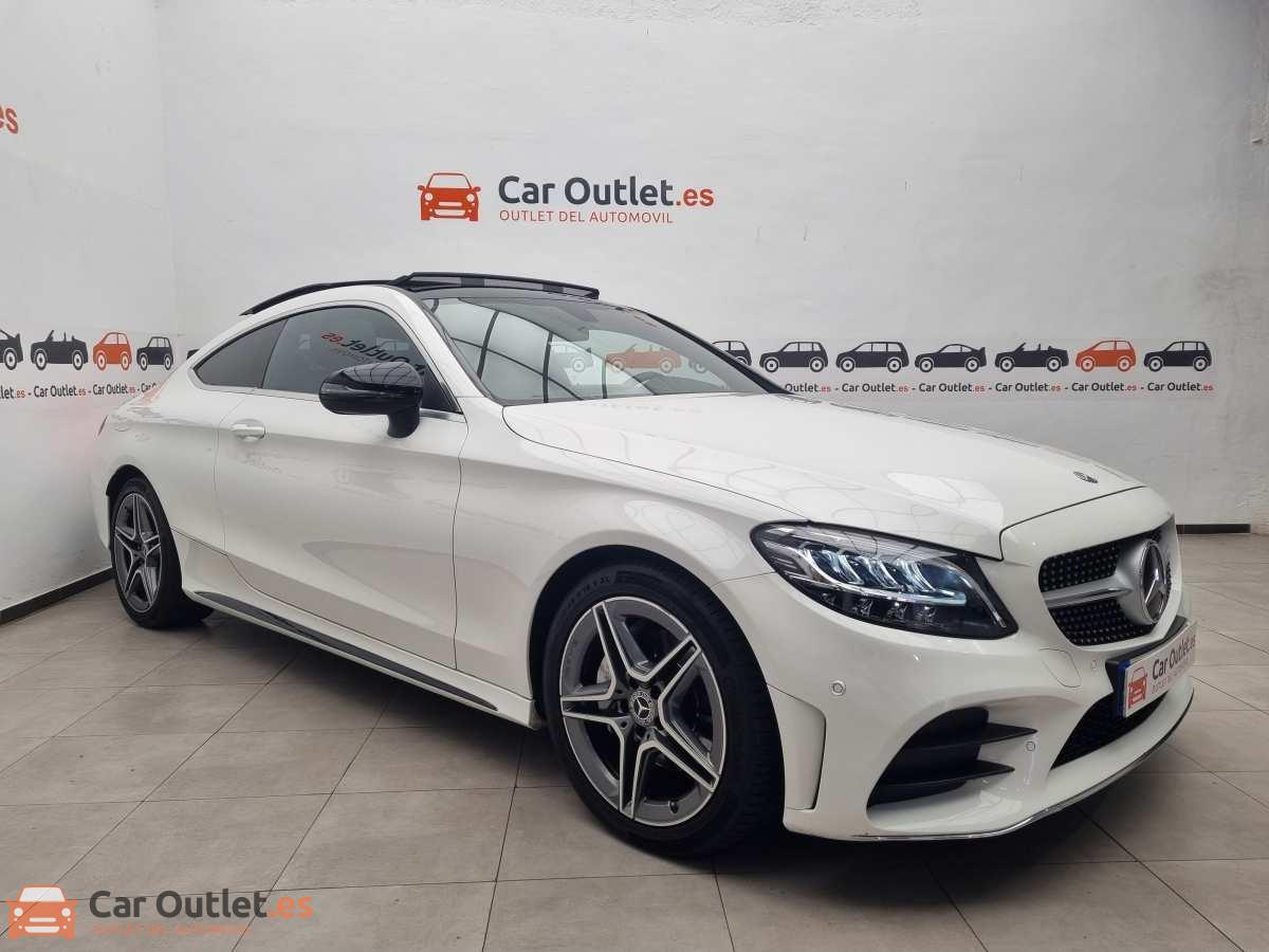 1 - Mercedes C Class 2018 - AUTO