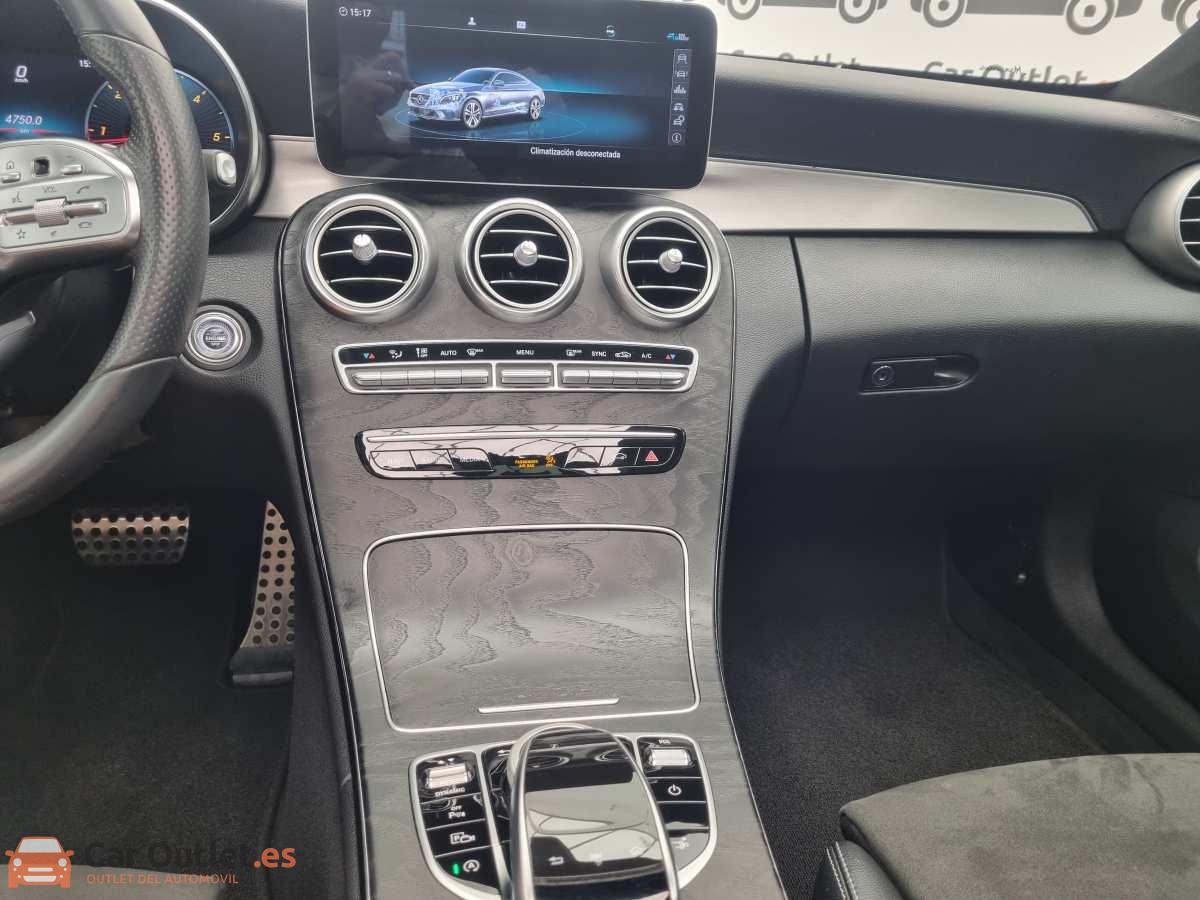 27 - Mercedes C Class 2018 - AUTO