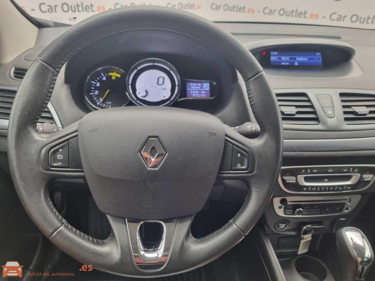 18 - Renault Megane 2014 - AUTO