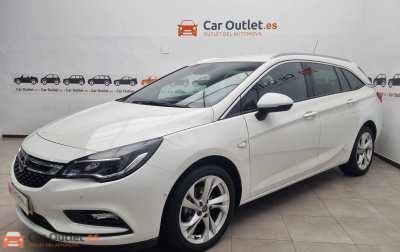 Opel Astra Gasolina - 2018