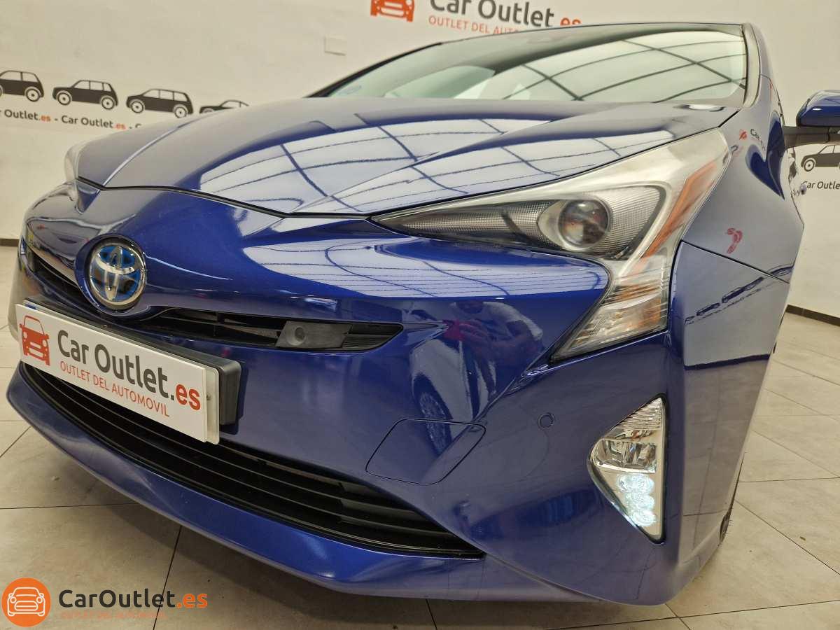 6 - Toyota Prius 2016 - AUTO