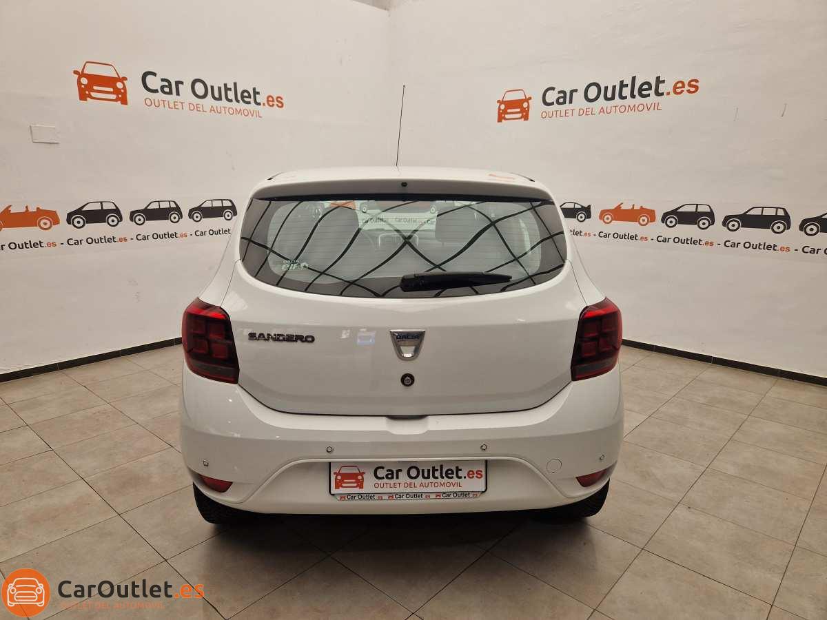 8 - Dacia Sandero 2017