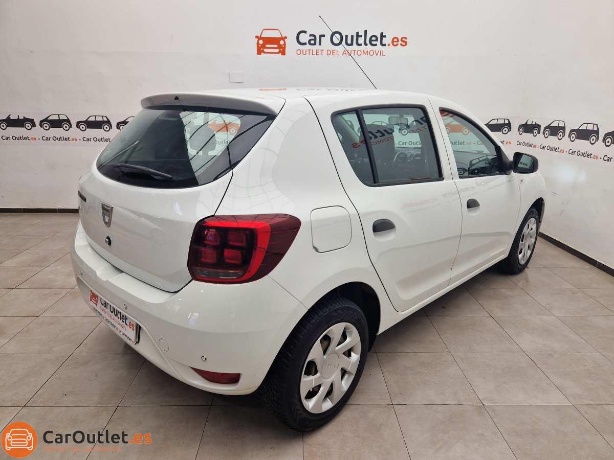 9 - Dacia Sandero 2017