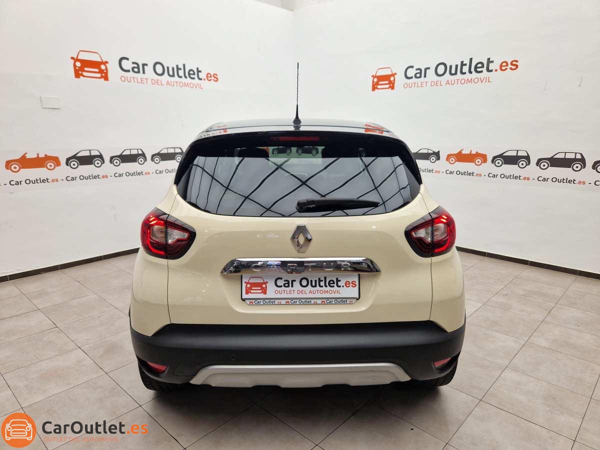 8 - Renault Captur 2018