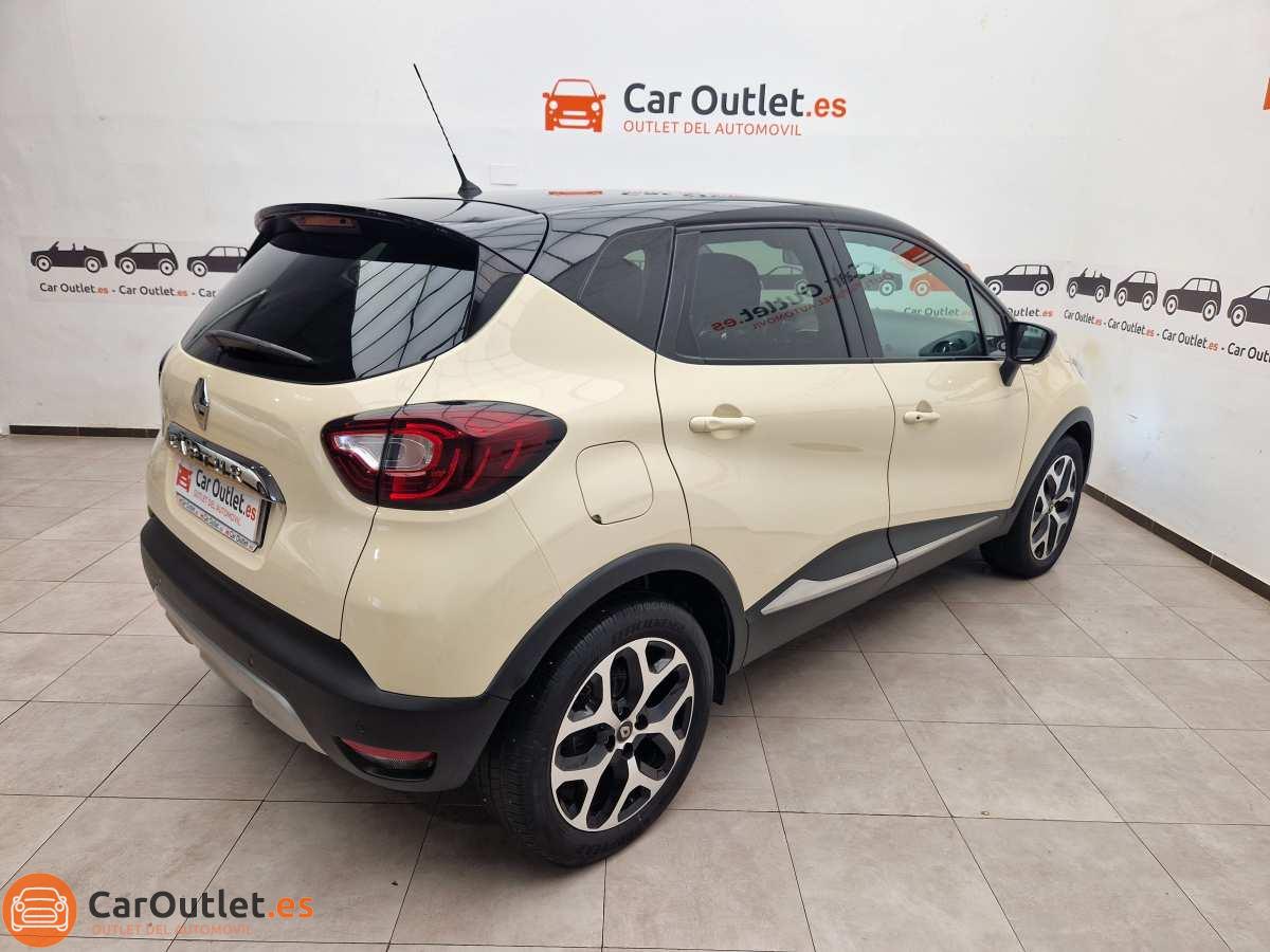 9 - Renault Captur 2018