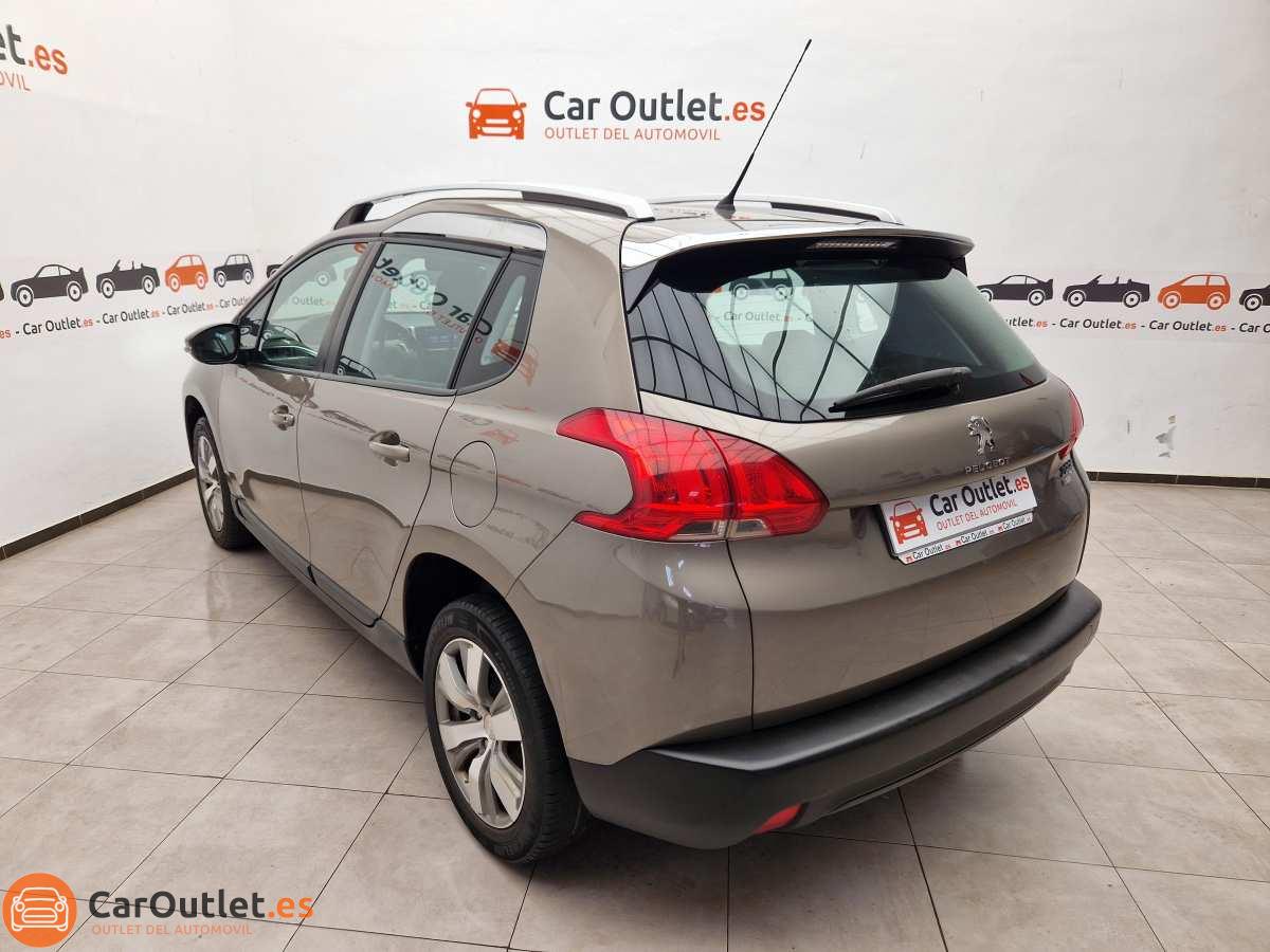 8 - Peugeot 2008 2014 - AUTO