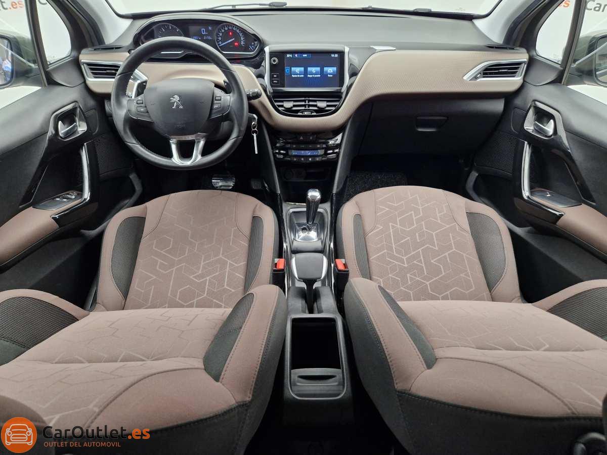 16 - Peugeot 2008 2014 - AUTO