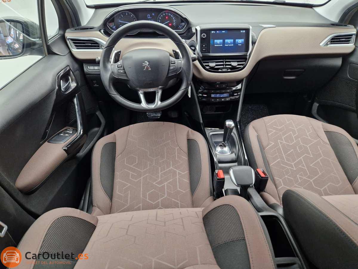 18 - Peugeot 2008 2014 - AUTO