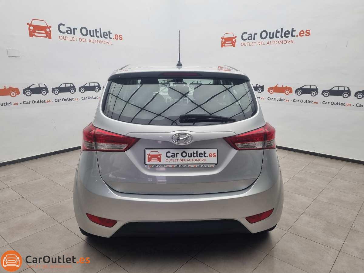 8 - Hyundai ix20 2014