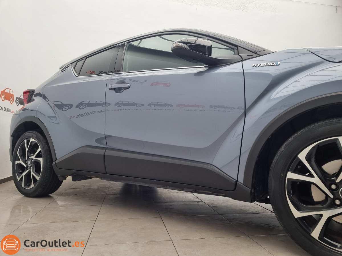 3 - Toyota CHR 2020 - AUTO