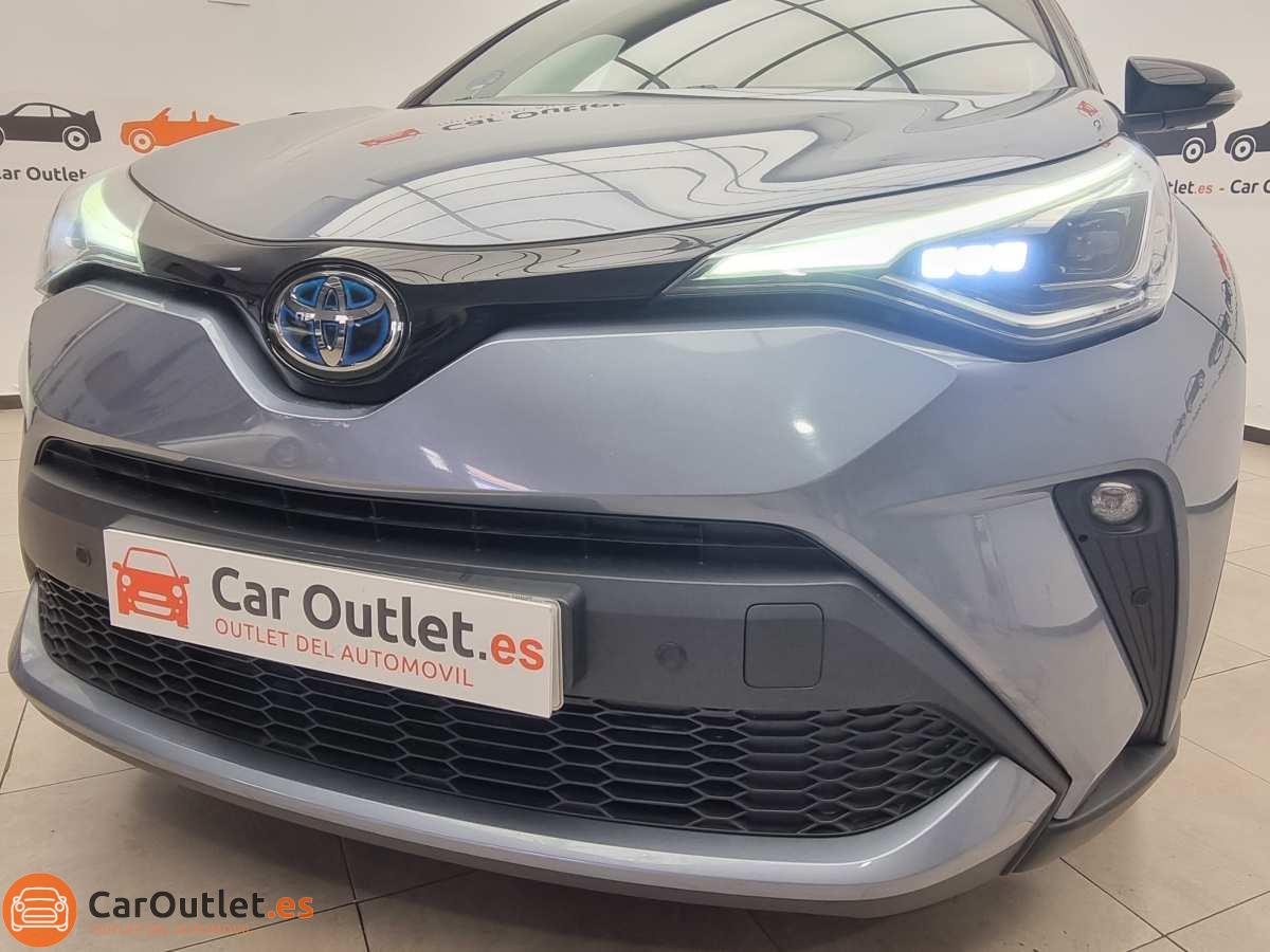 7 - Toyota CHR 2020 - AUTO