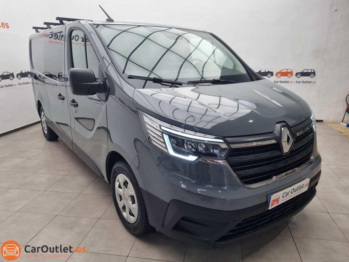 2 - Renault Trafic 2023