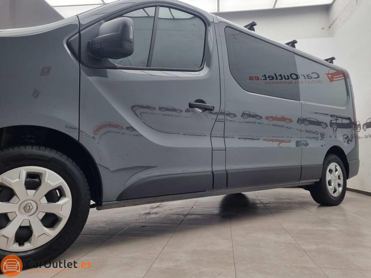 4 - Renault Trafic 2023