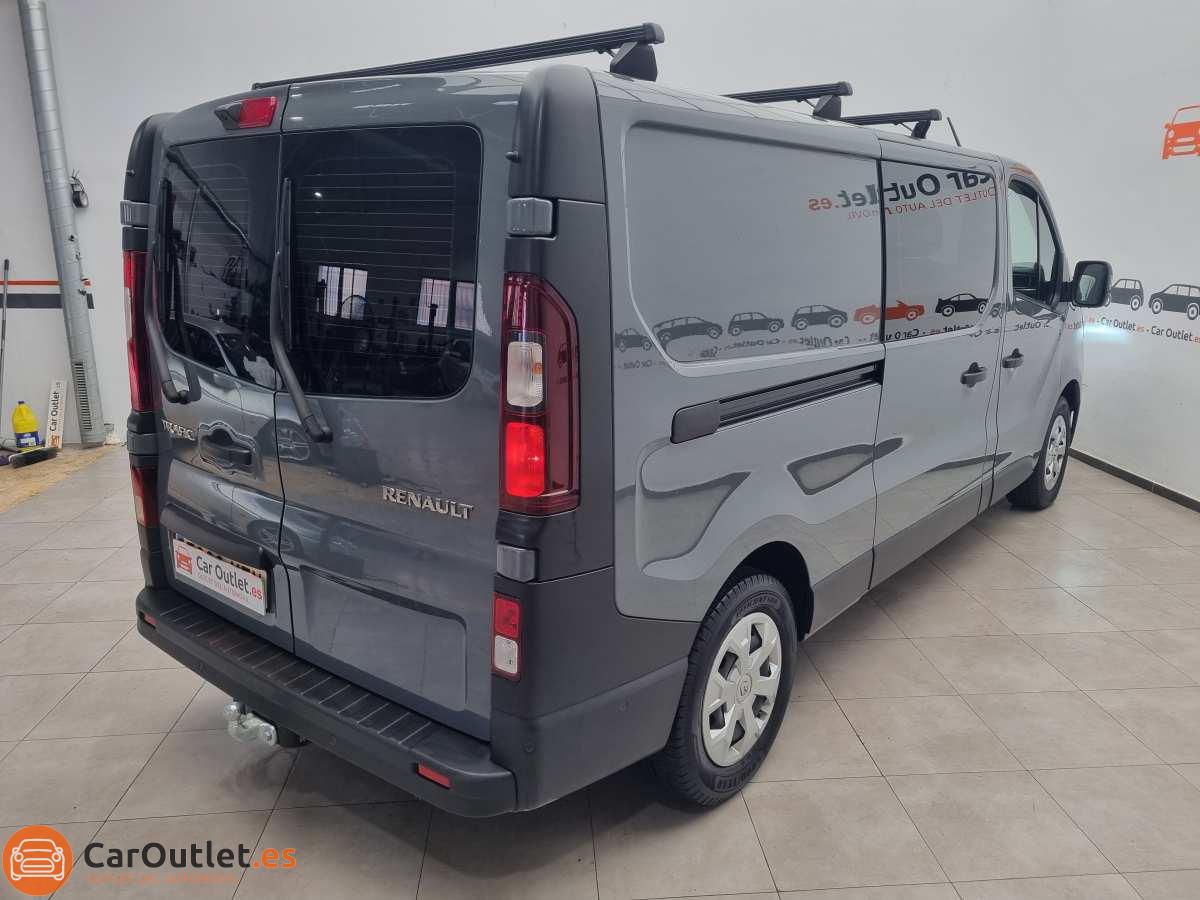 9 - Renault Trafic 2023