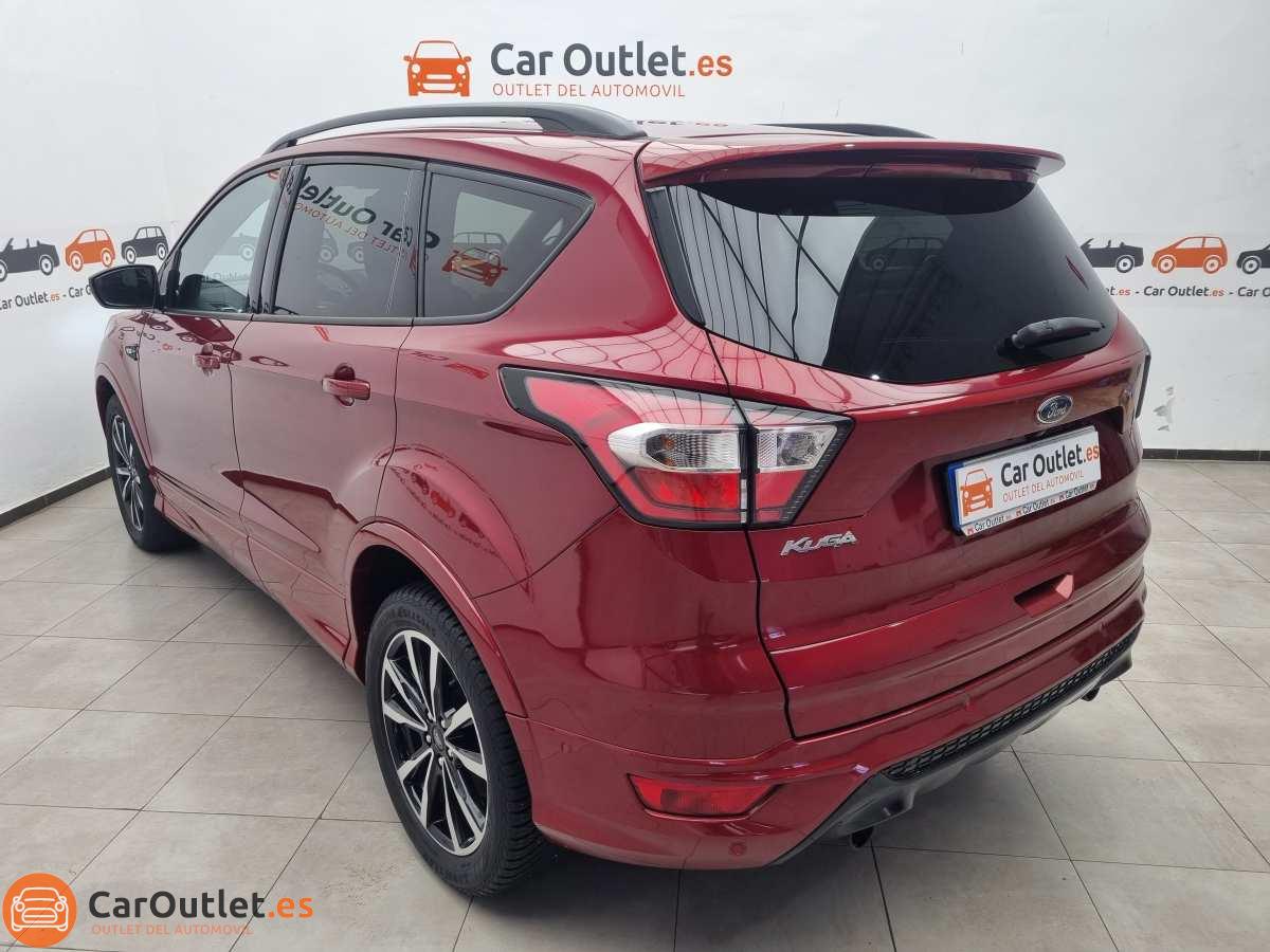 7 - Ford Kuga 2019 - AUTO