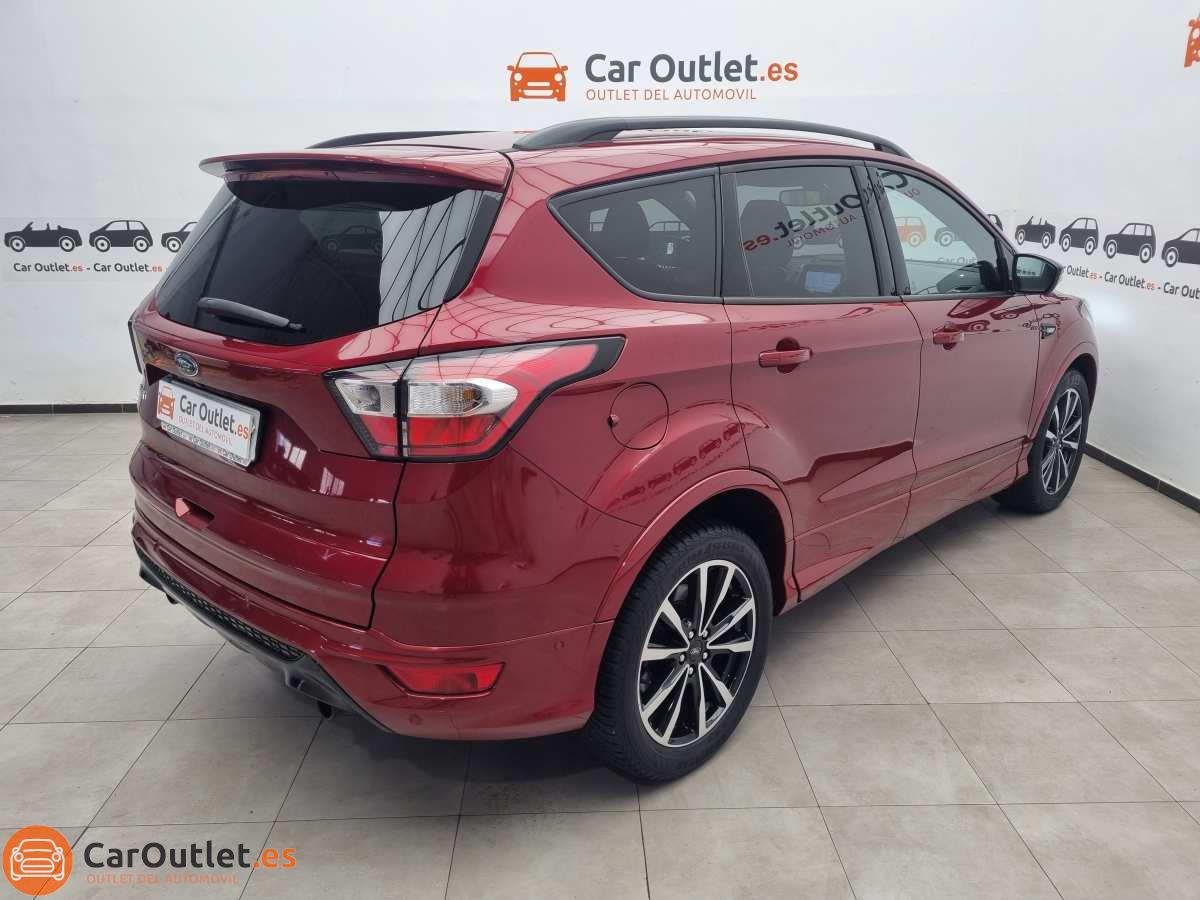 9 - Ford Kuga 2019 - AUTO