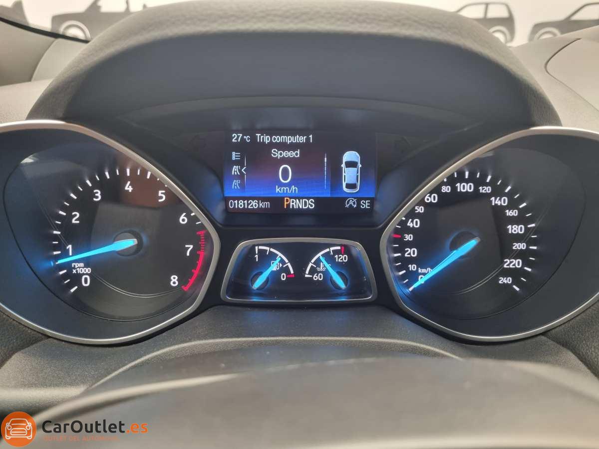 25 - Ford Kuga 2019 - AUTO