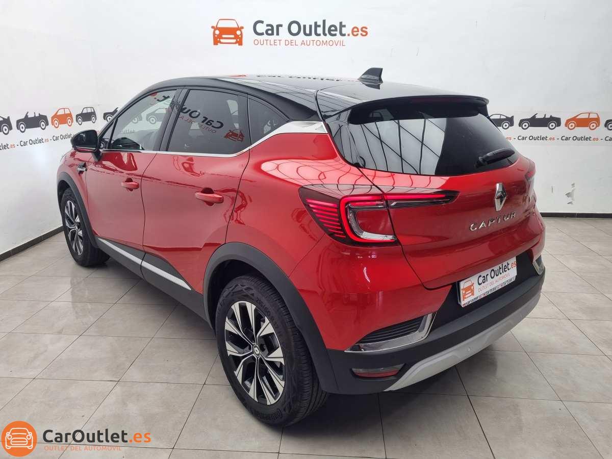 7 - Renault Captur 2023 - AUTO