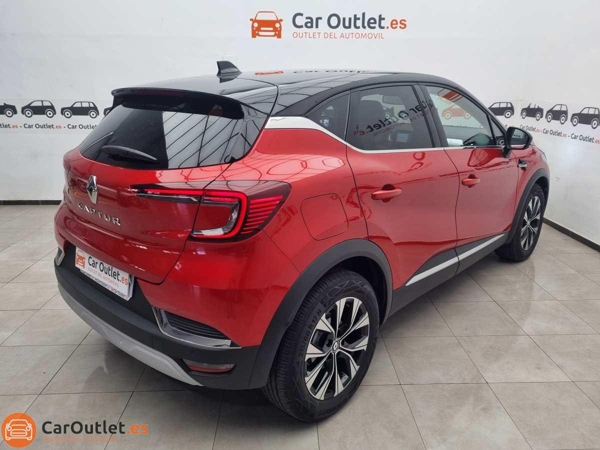 9 - Renault Captur 2023 - AUTO