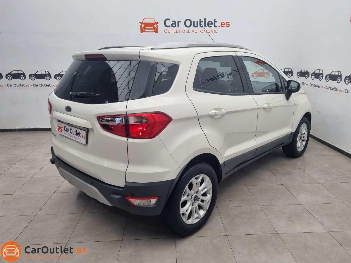 9 - Ford EcoSport 2017 - AUTO