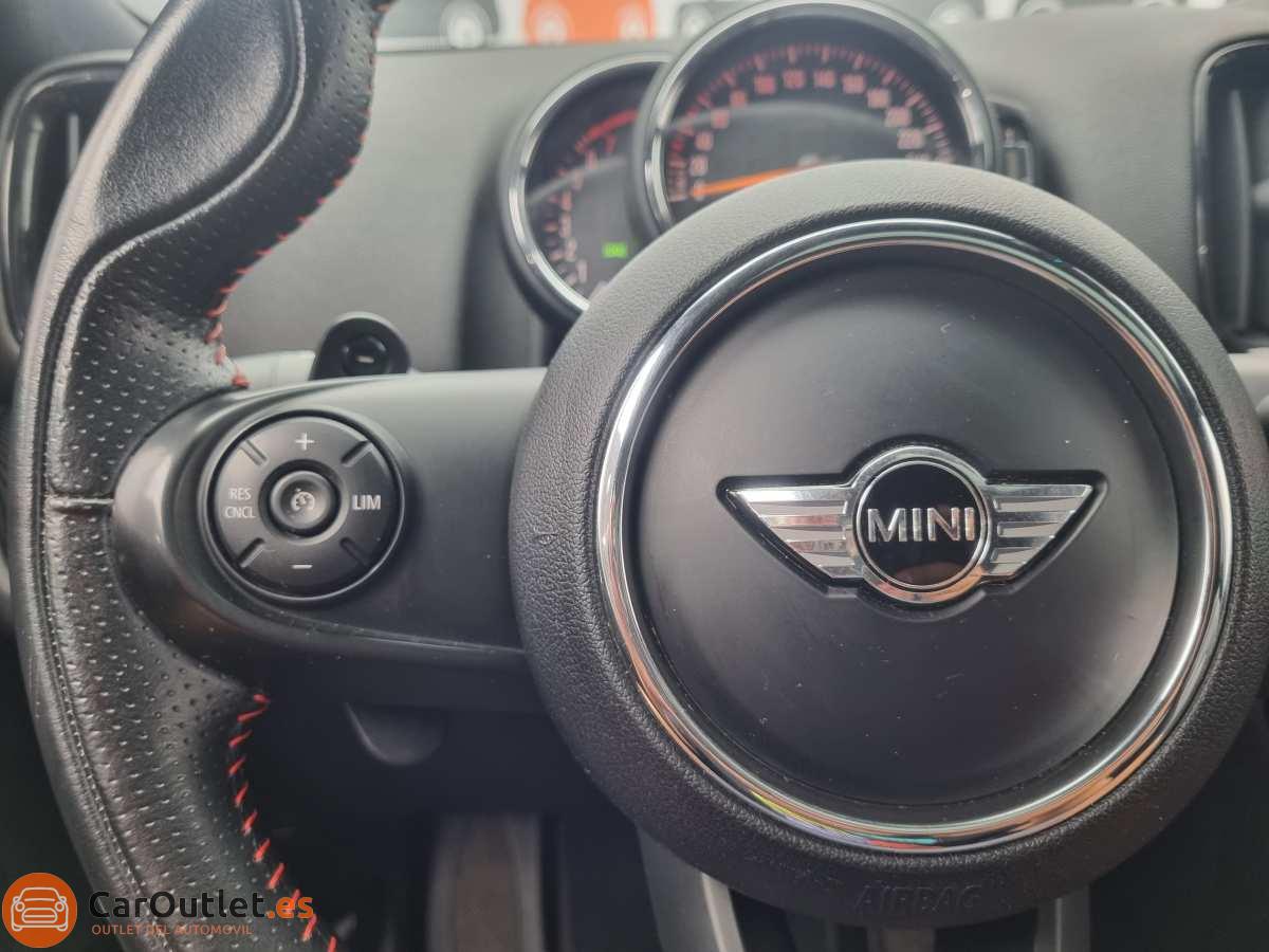 24 - MINI Cooper Countryman 2018 - AUTO