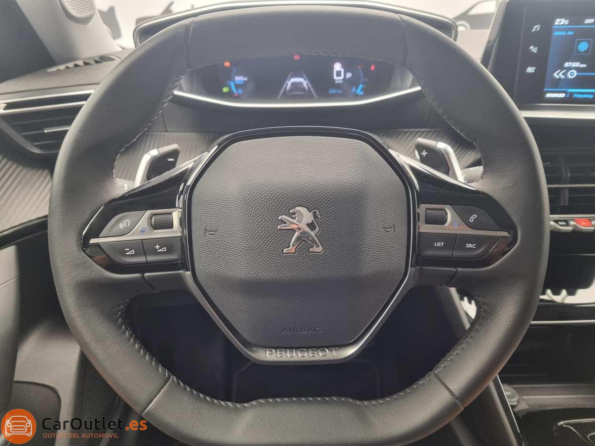 17 - Peugeot 2008 2021 - AUTO