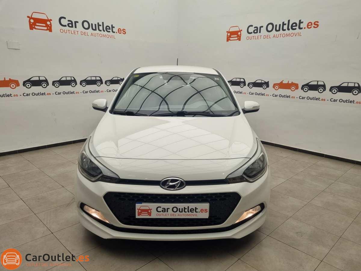 1 - Hyundai i20 2016