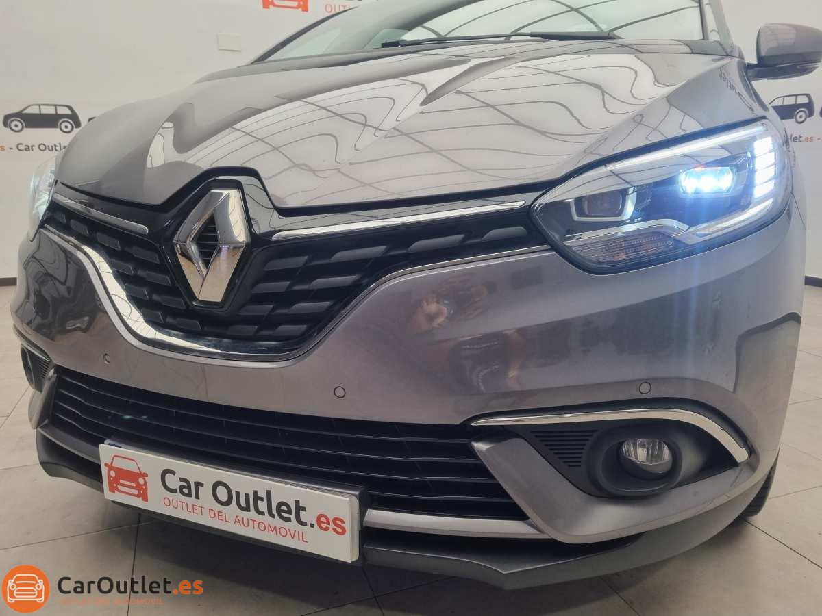 7 - Renault Grand Scenic 2021 - AUTO