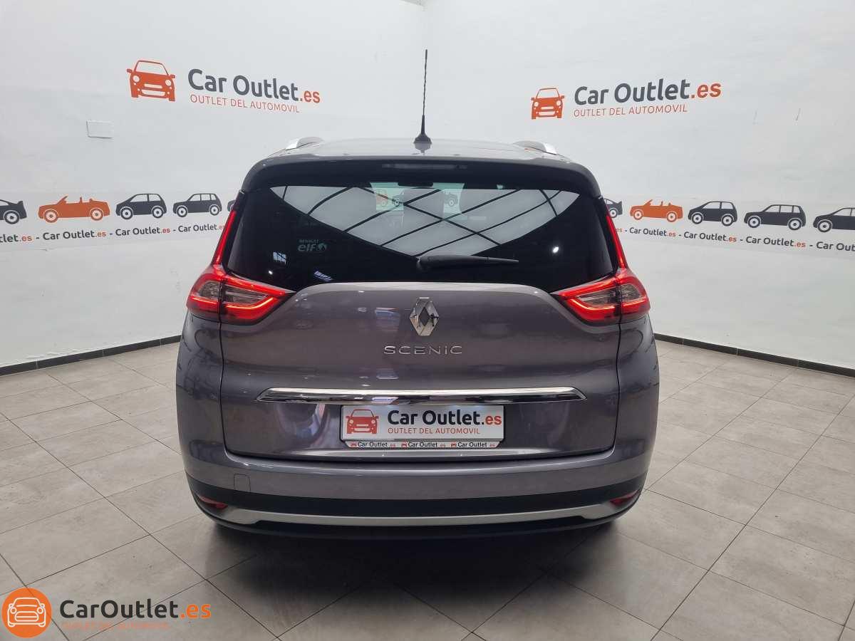 9 - Renault Grand Scenic 2021 - AUTO