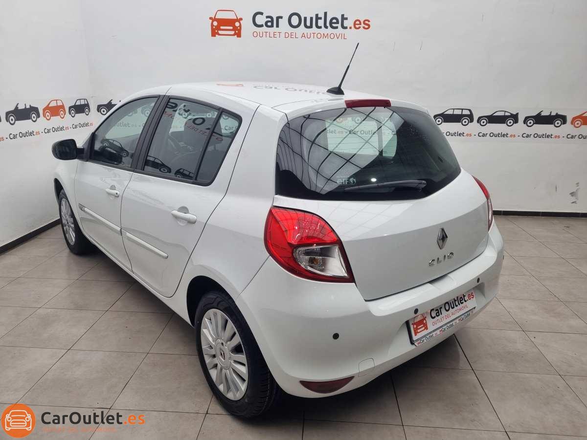 7 - Renault Clio 2012 - AUTO