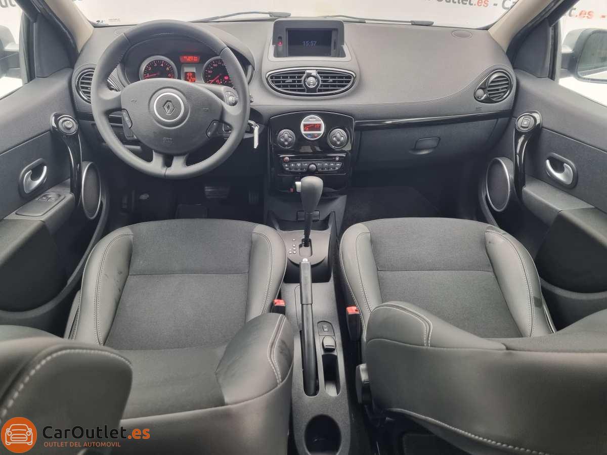 15 - Renault Clio 2012 - AUTO