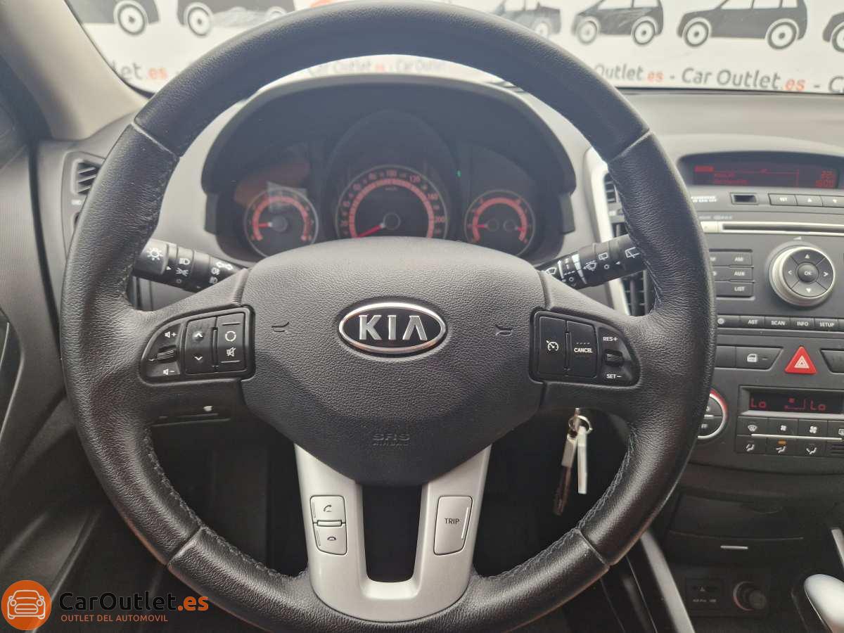 20 - Kia Cee'd 2011 - AUTO