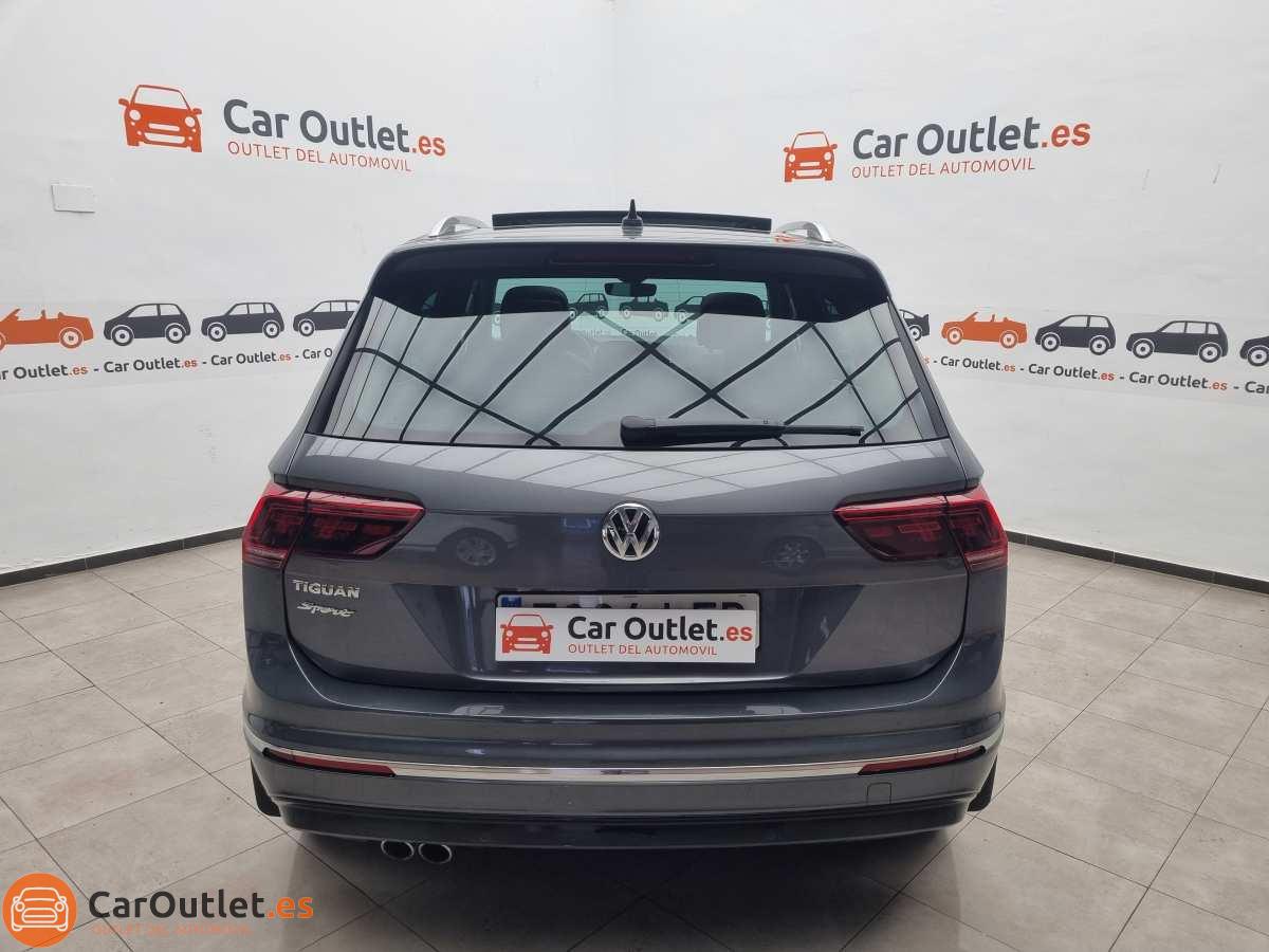 8 - Volkswagen Tiguan 2020 - AUTO