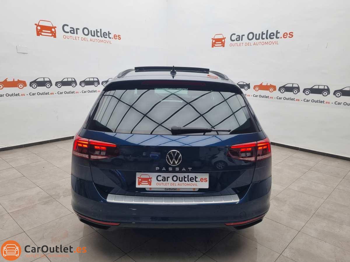 9 - Volkswagen Passat 2021 - AUTO