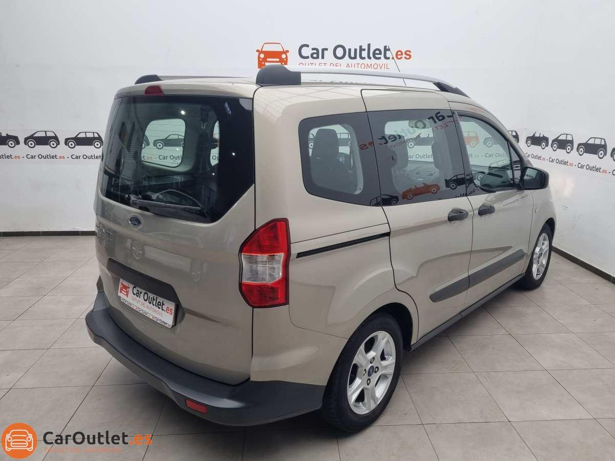 9 - Ford Tourneo Courier 2016