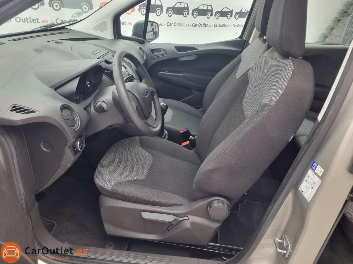 13 - Ford Tourneo Courier 2016