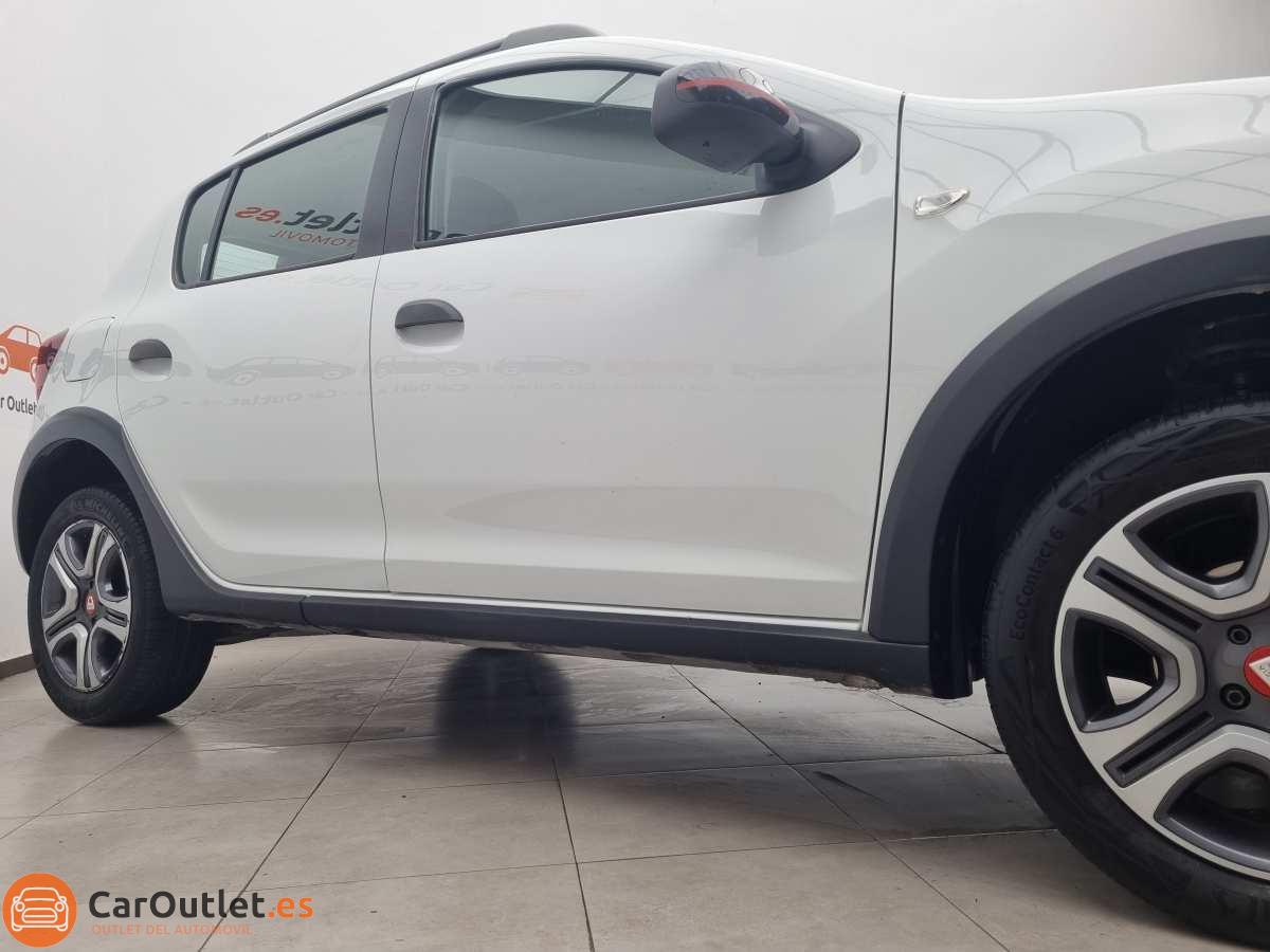 3 - Dacia Sandero Stepway 2019