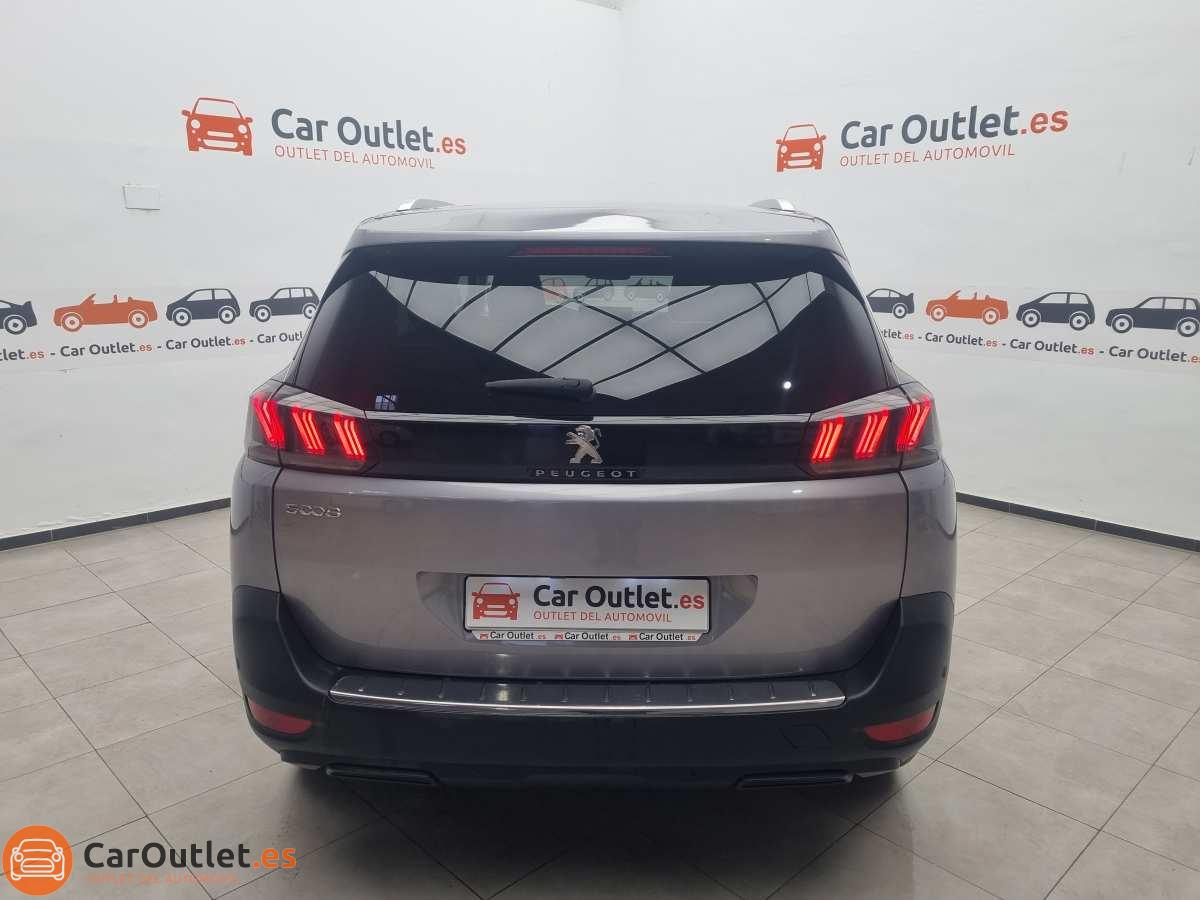 9 - Peugeot 5008 2021 - AUTO