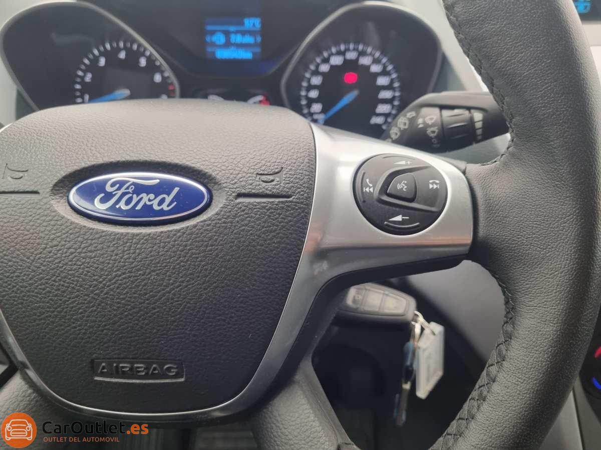 21 - Ford CMax 2014