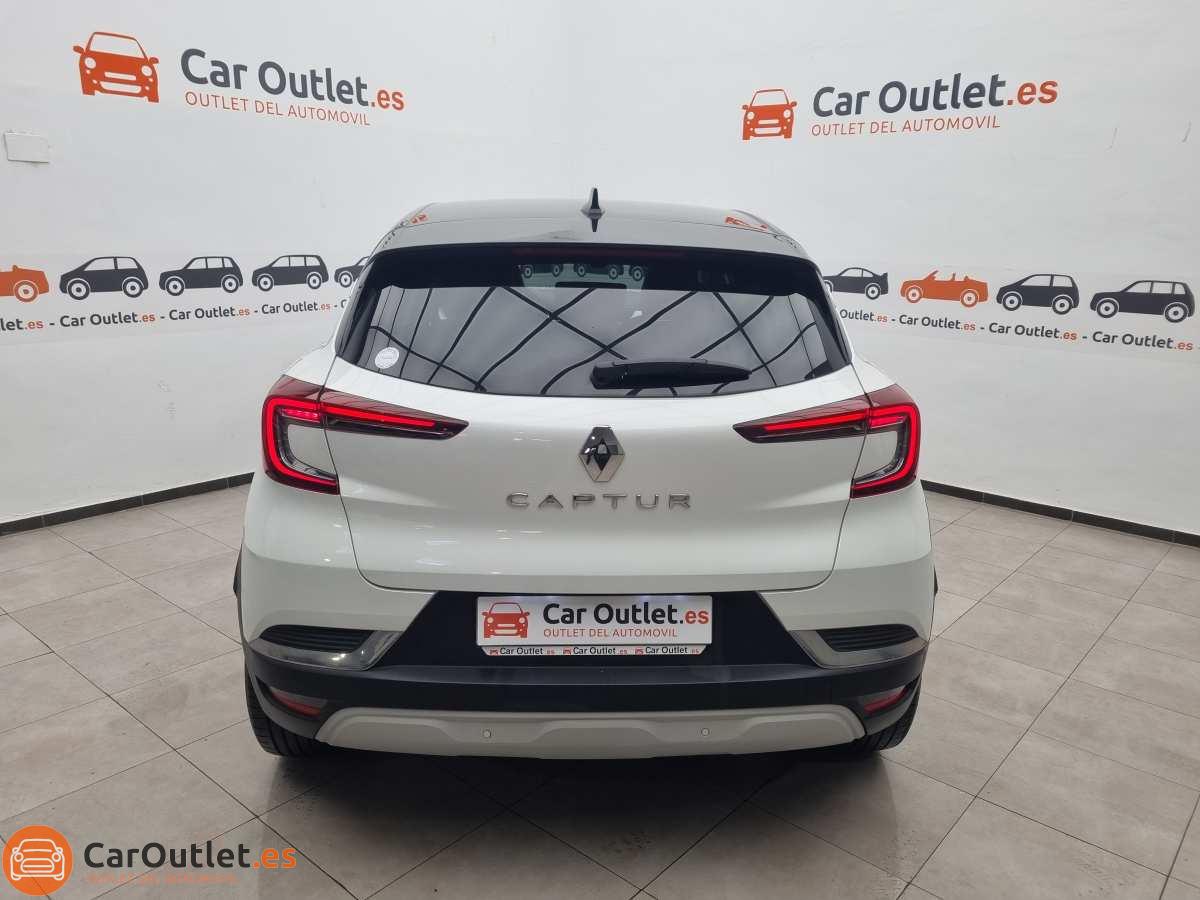 9 - Renault Captur 2022