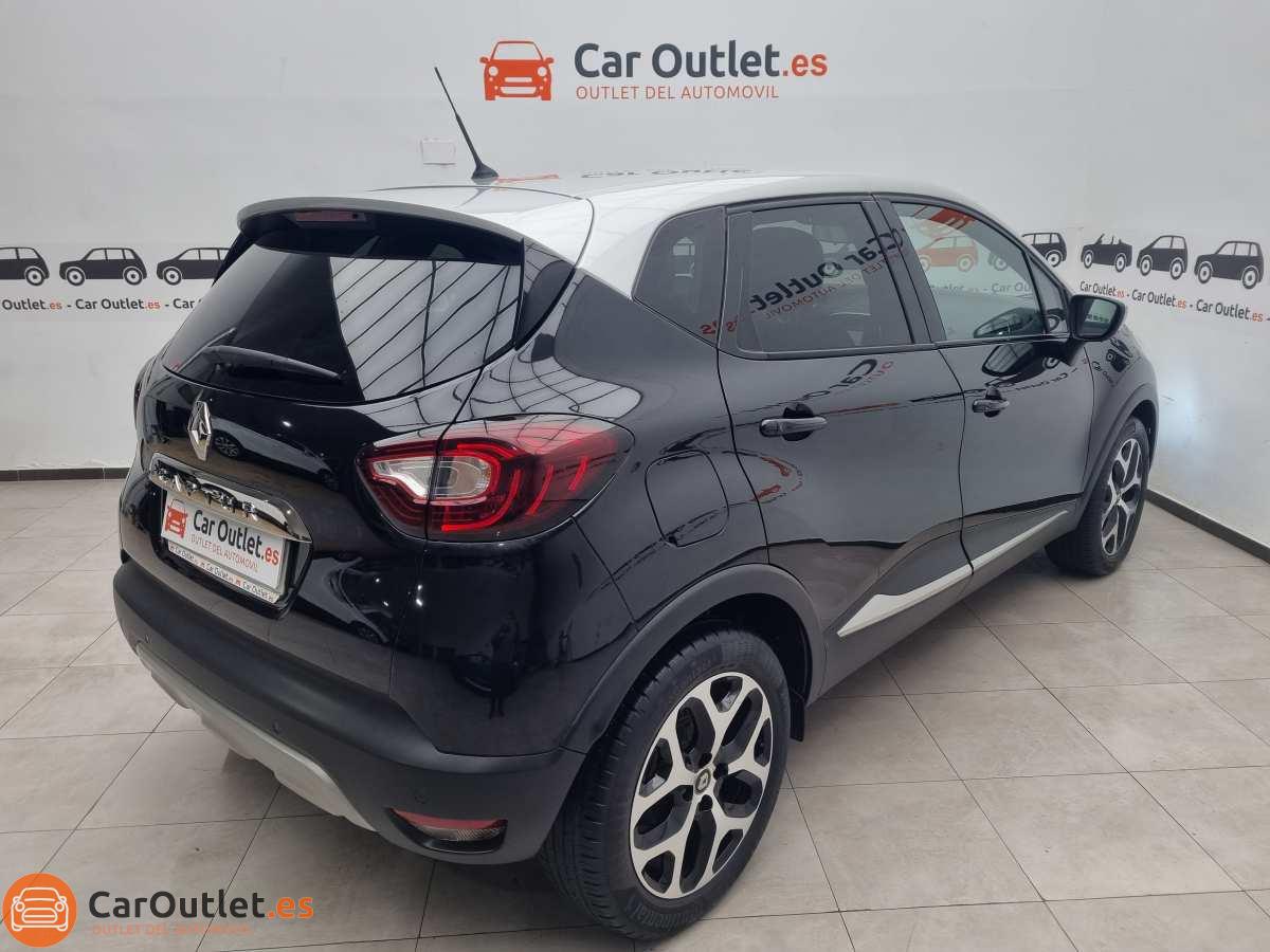 9 - Renault Captur 2018 - AUTO